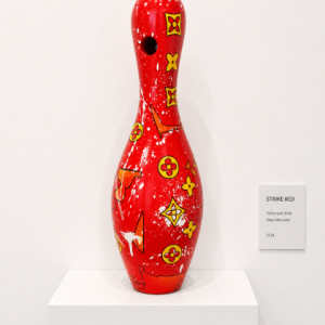 Bowling LV Rouge – Sculpture Décorative