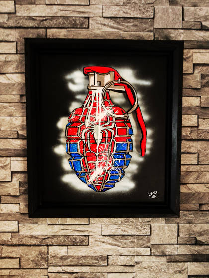 Tableau Relief Street Art "Grenade Spider"